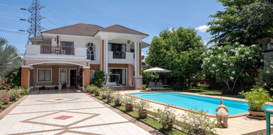 Дом с 4 спальнями в Чиангмай, Таиланд №97754