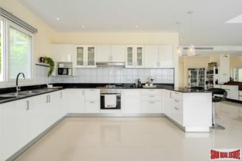 4 bedrooms Villa in Ko Samui, Thailand No. 96055 26