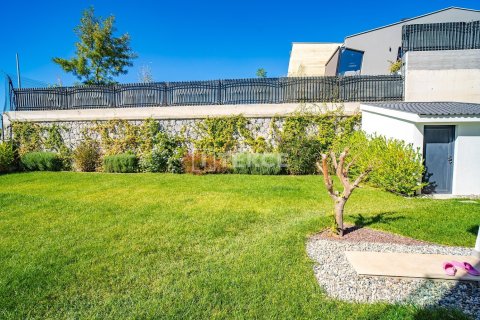 5 bedrooms Villa in Phuong Son, Vietnam No. 73316 5