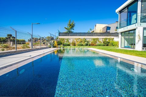 5 bedrooms Villa in Phuong Son, Vietnam No. 73316 8