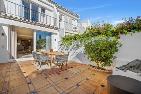 3 dormitorios Townhouse en Marbella, Spain No. 27066