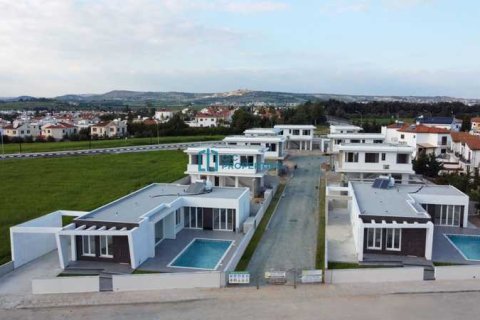 3 bedrooms Villa in Larnaca, Cyprus No. 84448 5