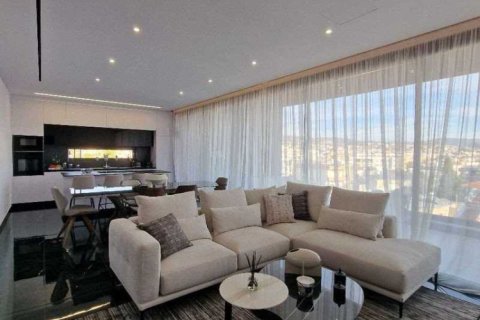 3 bedrooms Penthouse in Mesa Geitonia, Cyprus No. 32515 2