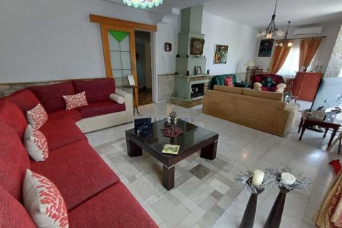 4 bedrooms House in Larnaca, Cyprus No. 46610 4