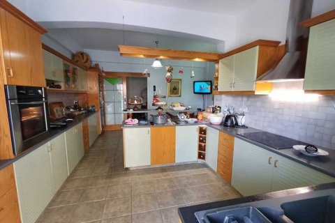 4 bedrooms House in Larnaca, Cyprus No. 46610 7