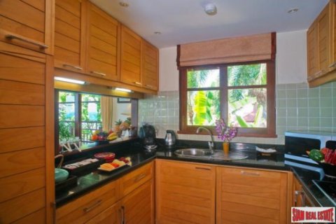 4 bedrooms Villa in Ko Samui, Thailand No. 96254 8