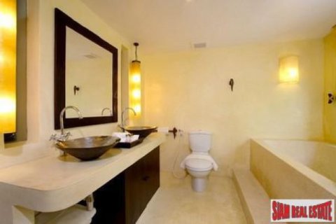 2 bedrooms Apartment in Rawai, Thailand No. 95641 10