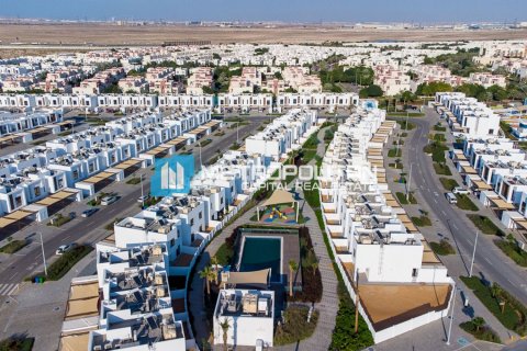 4 dormitorios Villa en Al Ghadeer, UAE No. 113809