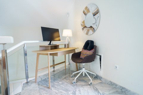 4 bedrooms Properties in Tan Xuan, Vietnam No. 27136 14