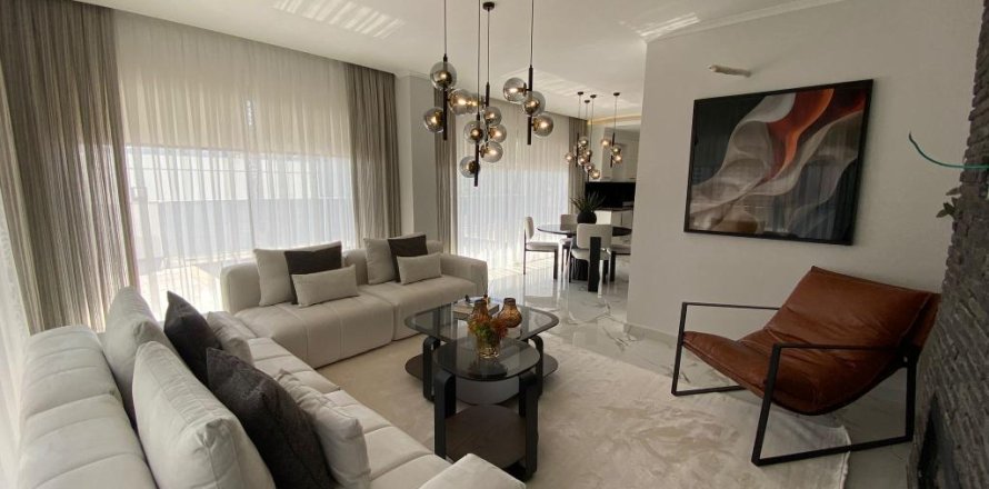 4 rooms Villa in Alanya, Turkey No. 125352
