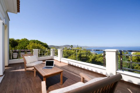 6 bedrooms Villa in Markopoulo Mesogaias, Greece No. 109639 1