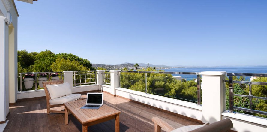 6 bedrooms Villa in Markopoulo Mesogaias, Greece No. 109639