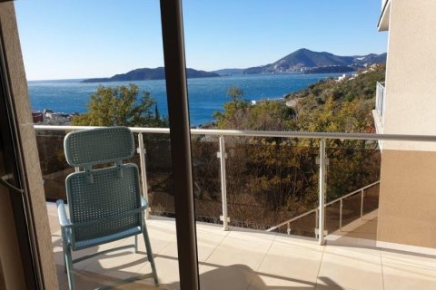 1 bedroom Apartment in Budva, Montenegro No. 66833 7