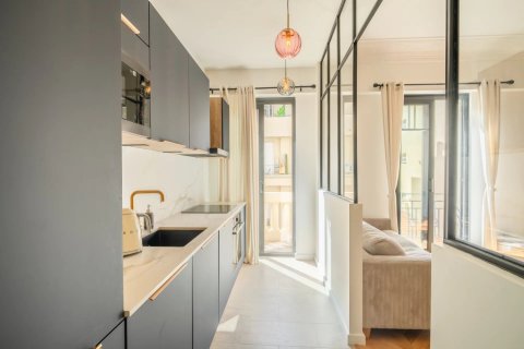1 bedroom Apartment in Nice, France No. 100320 2