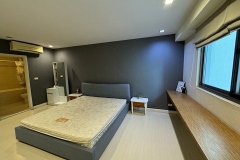 3 bedrooms Apartment in Bangkok, Thailand No. 97443 20