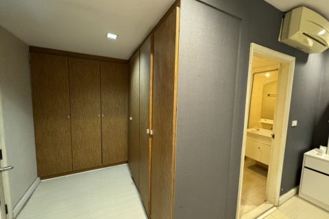 3 bedrooms Apartment in Bangkok, Thailand No. 97443 24