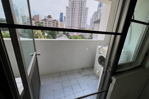 3 bedrooms Apartment in Bangkok, Thailand No. 97443 16
