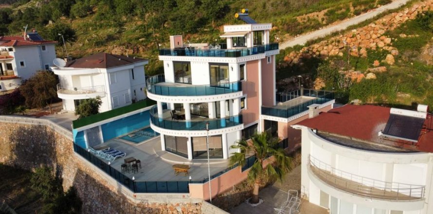 6 rooms Apartment in Kestel, Turkey No. 21941