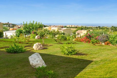 Вилла с 3 комнатами в Пафос, Кипр №105203 3