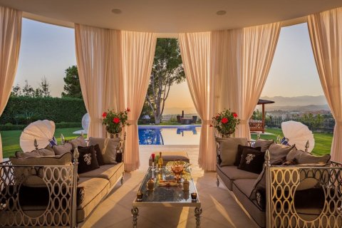 Вилла с 7 спальнями в Tan Xuan, Вьетнам №27561 5