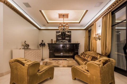 Вилла с 7 спальнями в Tan Xuan, Вьетнам №27561 16