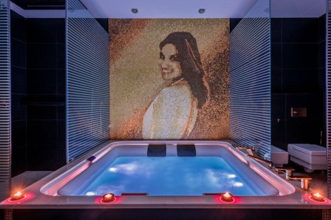 Вилла с 7 спальнями в Tan Xuan, Вьетнам №27561 20