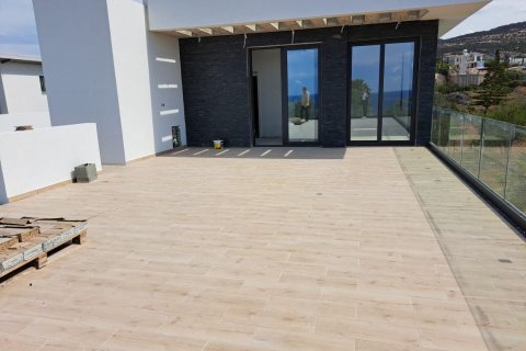 3 bedrooms House in Paphos, Cyprus No. 37284 1