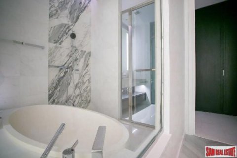 2 bedrooms Apartment in Bangkok, Thailand No. 96646 7