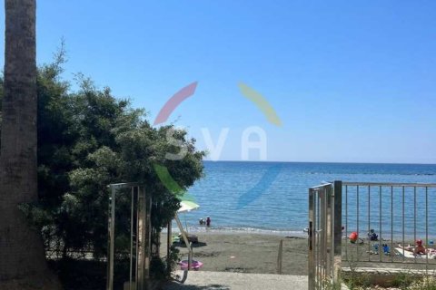 3 bedrooms Penthouse in Germasogeia, Cyprus No. 82245 6