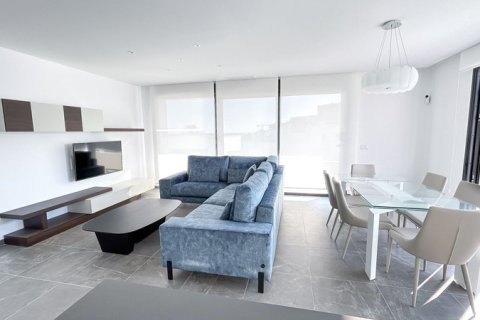 3 dormitorios Penthouse en Dinh An, Vietnam No. 83930 6