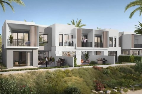 4 bedrooms Townhouse in Le Loi, Vietnam No. 93919 11