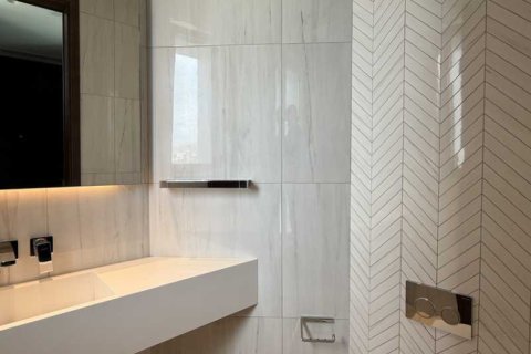 3 bedrooms Apartment in Germasogeia, Cyprus No. 81760 7