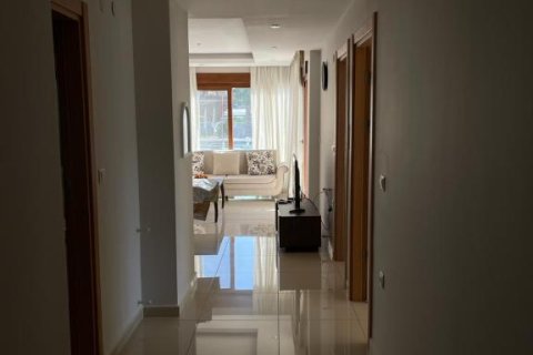 3 rooms Apartment in Phong Thanh Tay A, Vietnam No. 21107 12