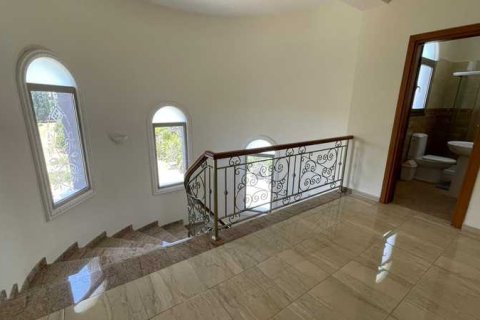 7 bedrooms House in Kolossi, Cyprus No. 63075 4