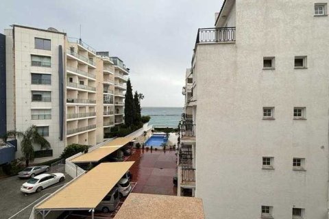2 bedrooms Apartment in Germasogeia, Cyprus No. 35040 9