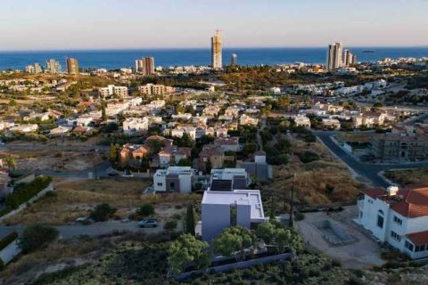 Дом с 7 спальнями в Мутайяка, Кипр №29987 3