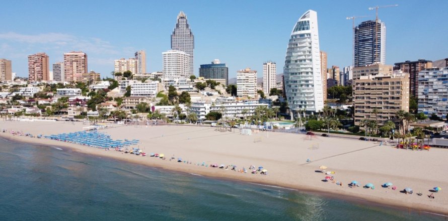 3 bedrooms Apartment in Benidorm, Spain No. 116658