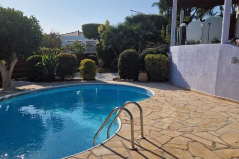 4 bedrooms Villa in Germasogeia, Cyprus No. 75697 12