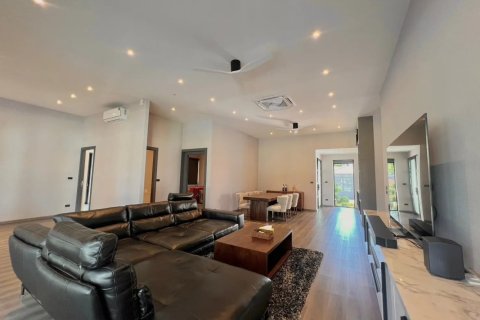 4 bedrooms House in Chiang Mai, Thailand No. 97612 4