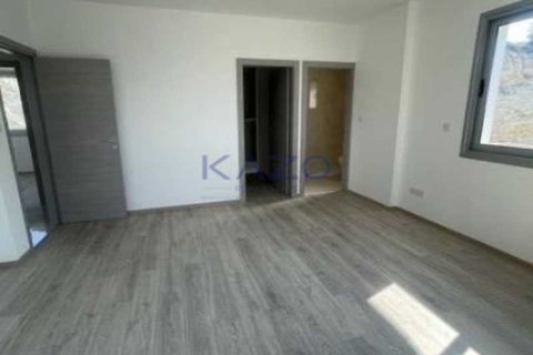 5 bedrooms Villa in Agios Tychonas, Cyprus No. 74876 2