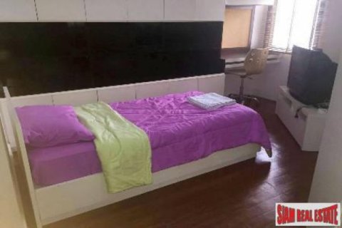 2 bedrooms Apartment in Bangkok, Thailand No. 96807 7