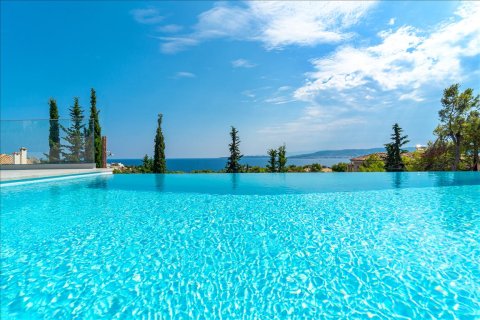 4 bedrooms Villa in Kranidi, Greece No. 56462 3