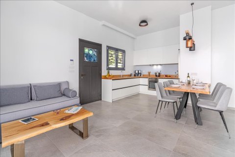 4 bedrooms Villa in Kranidi, Greece No. 56462 17