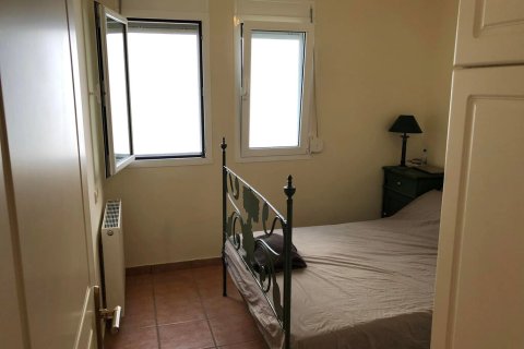 Мезонет с 4 спальнями в Саронис, Греция №107668 13