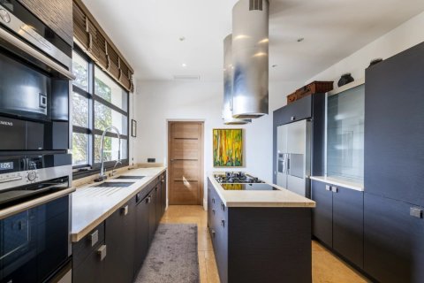 9 bedrooms Villa in Cannes, France No. 67304 9