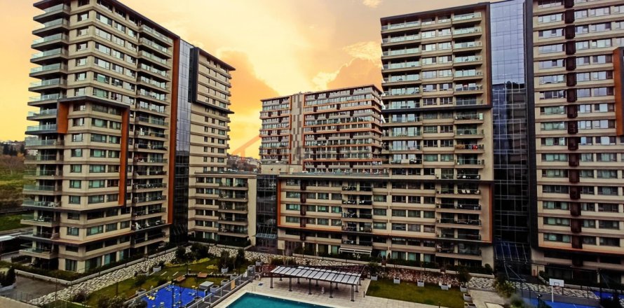 2 chambres Appartement à Zeytinburnu, Turkey No. 116230