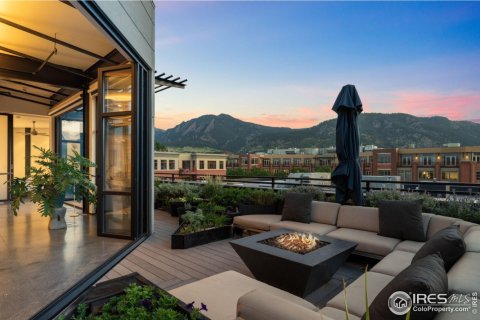 2 bedrooms Condo in Boulder, USA No. 82950 1