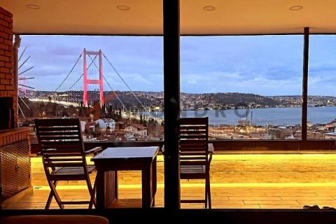 3 bedrooms Apartment in Besiktas, Turkey No. 115651