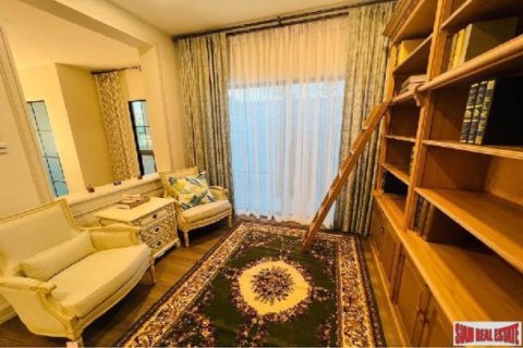 4 chambres House à Bangkok, Thailand No. 97123 11