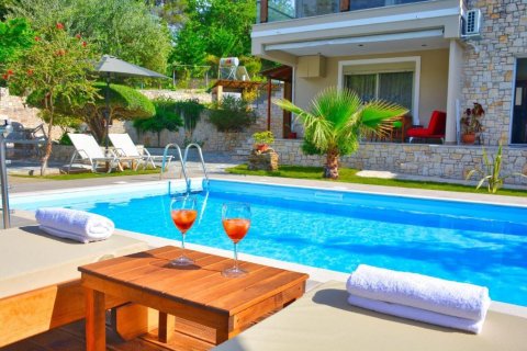 340m² Villa en Corfu, Greece No. 57863 7